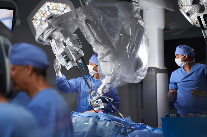 Laparoscopic Hyterectomy Robotic Surgery Using Da Vinci Surgical System
